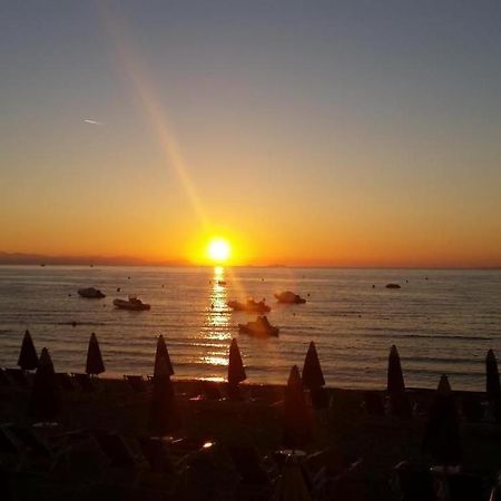 Appartamento 4 Posti Letto N 238 Presso Residence Golf Hotel Punta Ala Eksteriør bilde