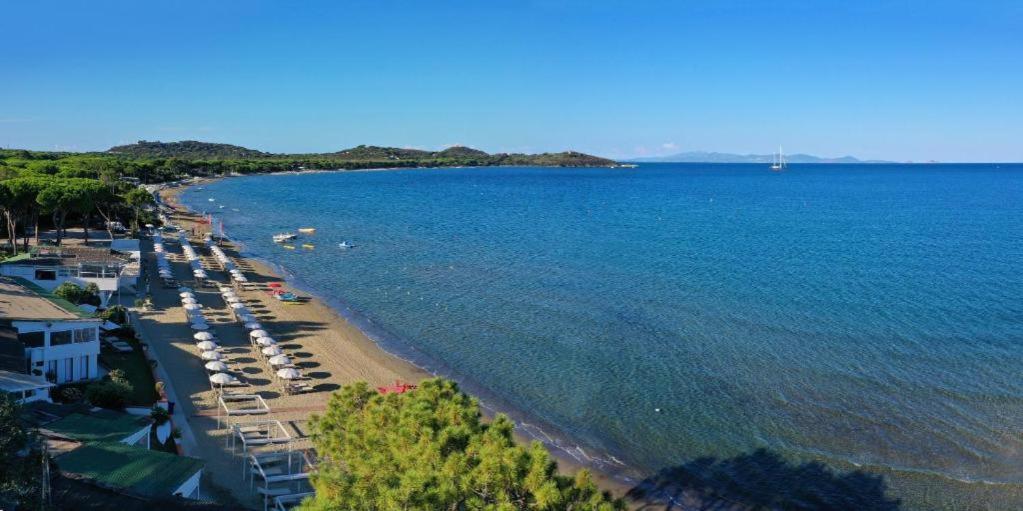 Appartamento 4 Posti Letto N 238 Presso Residence Golf Hotel Punta Ala Eksteriør bilde