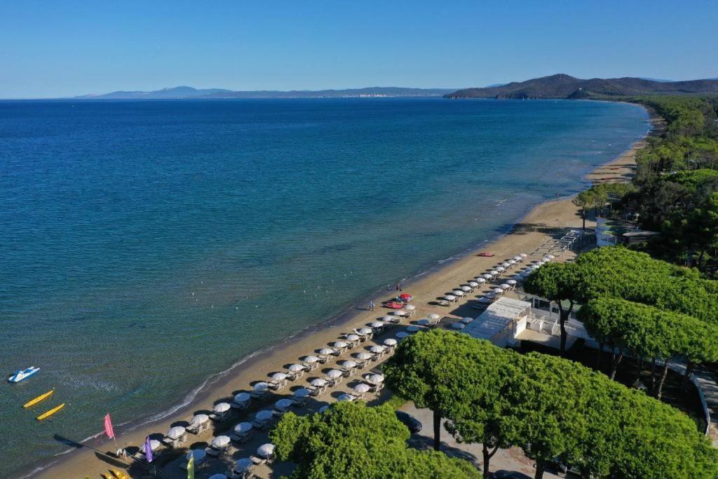 Appartamento 4 Posti Letto N 238 Presso Residence Golf Hotel Punta Ala Eksteriør bilde